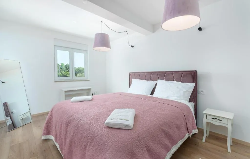 Villa Casa Storija Novigrad Istria
